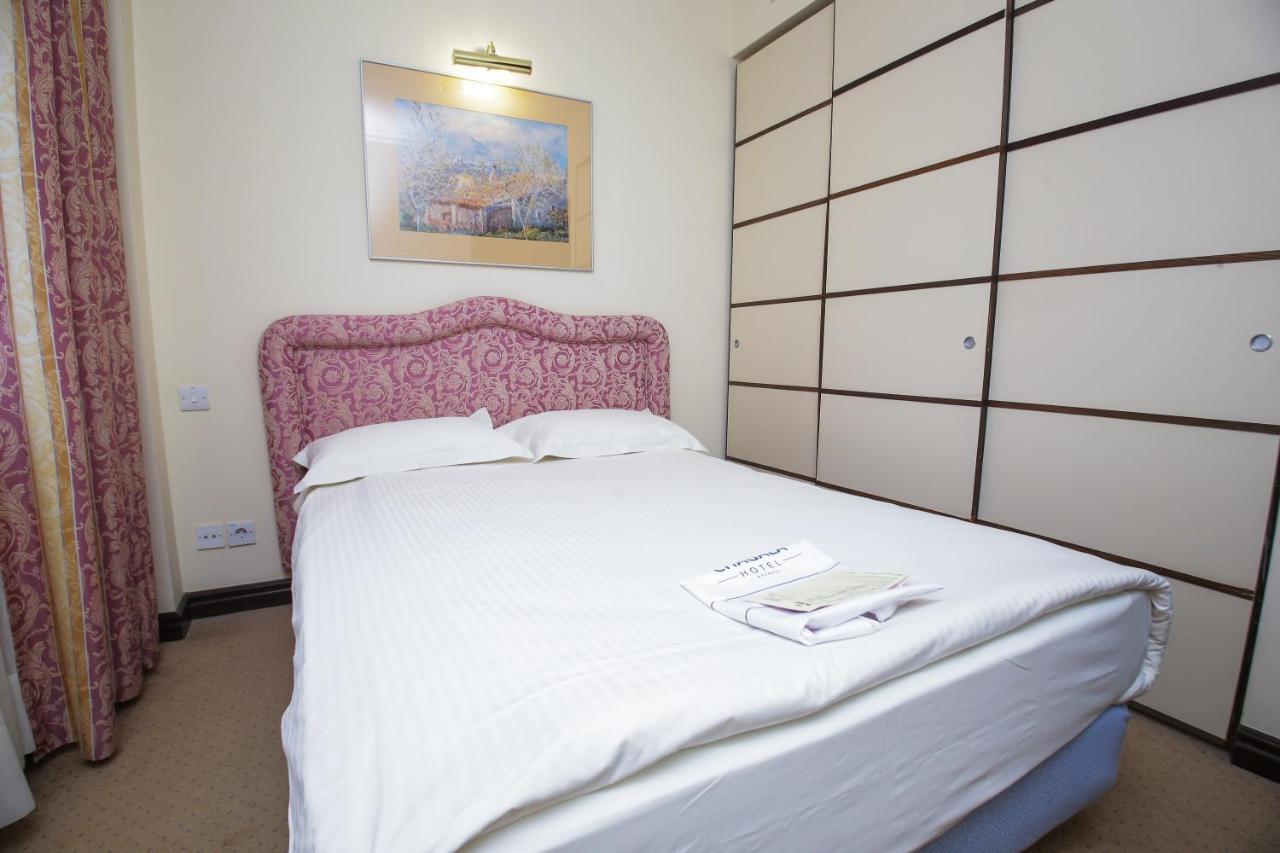 Chagala Atyrau Hotel Luaran gambar