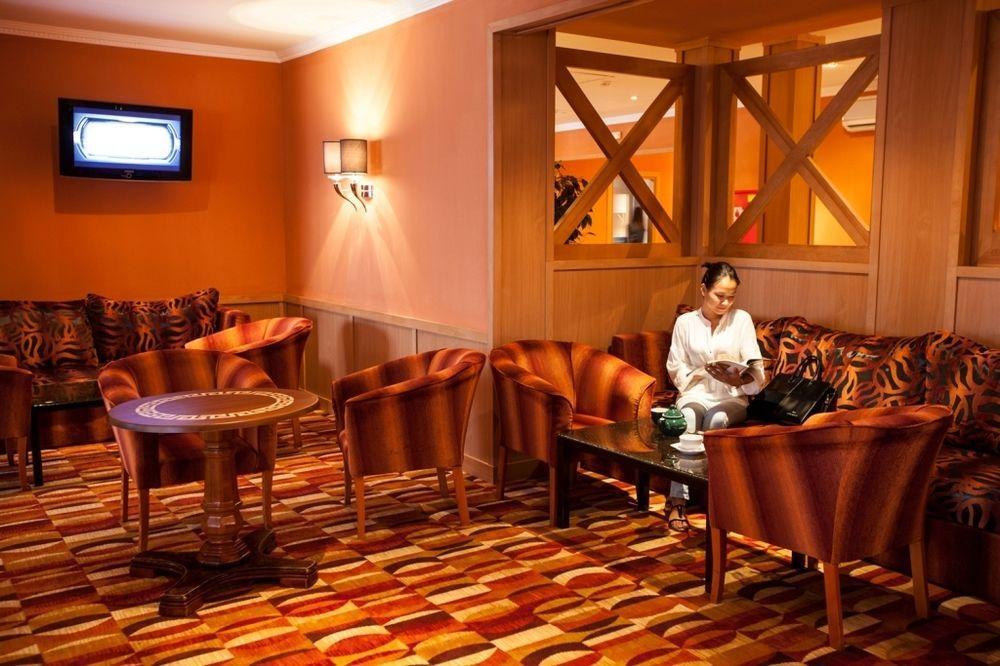 Chagala Atyrau Hotel Luaran gambar