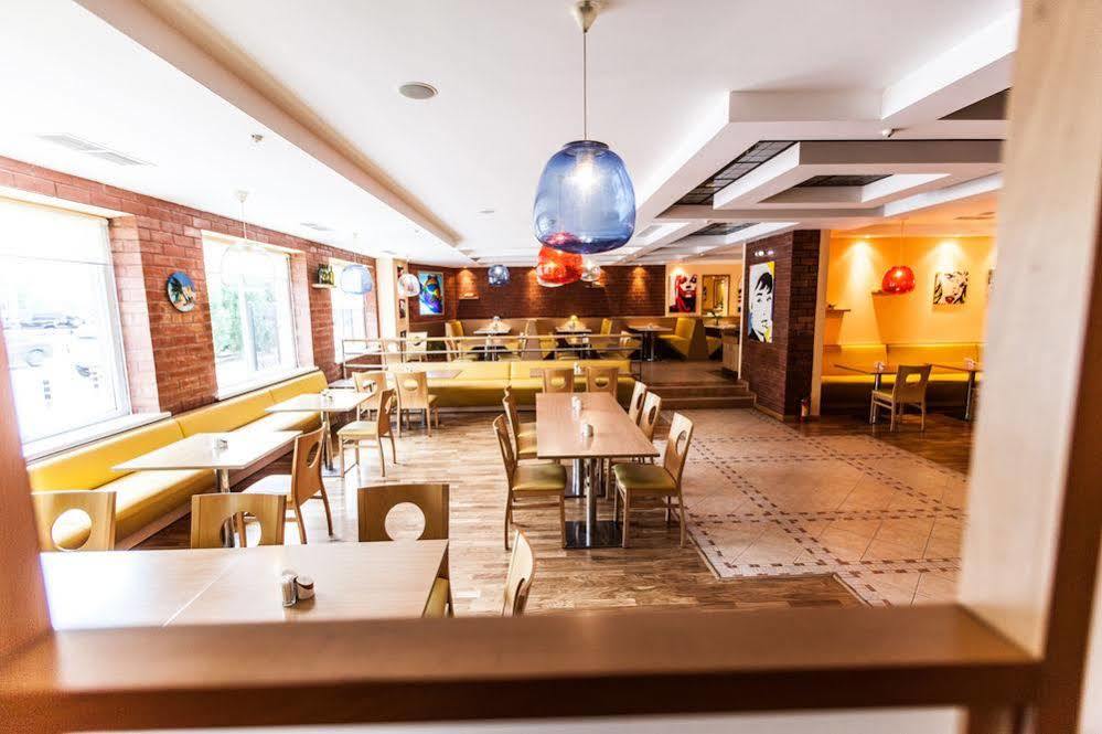Chagala Atyrau Hotel Luaran gambar