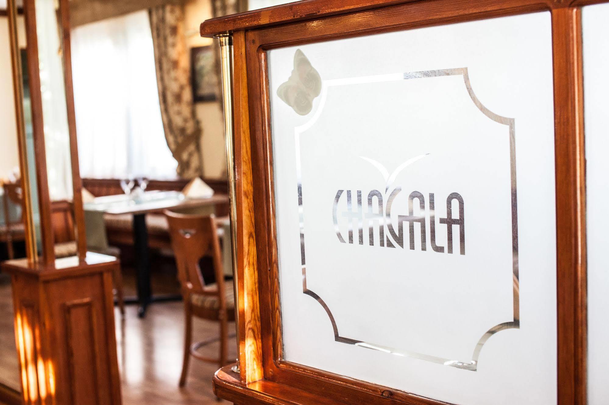 Chagala Atyrau Hotel Luaran gambar