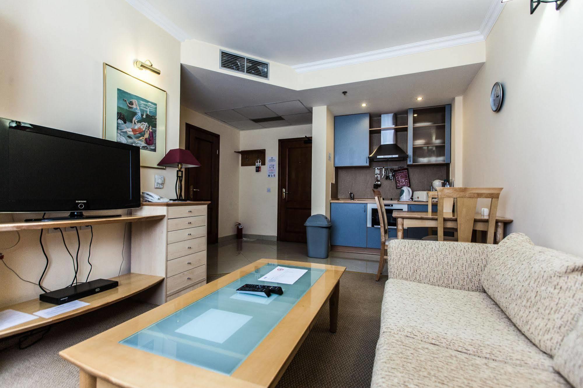 Chagala Atyrau Hotel Luaran gambar