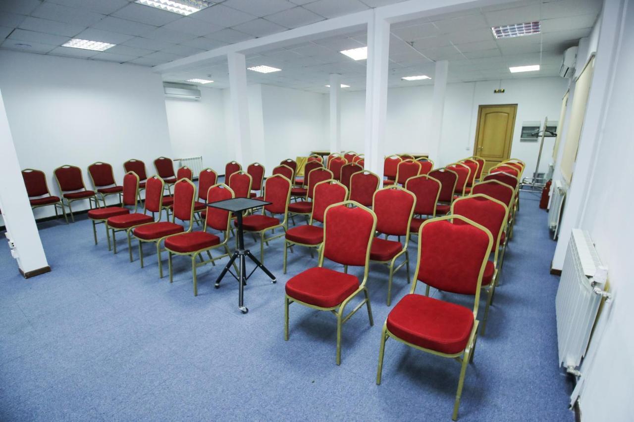 Chagala Atyrau Hotel Luaran gambar